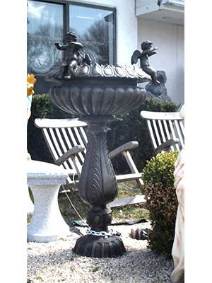 Bronze Fountain with Angels Bronze Fountain with Angels