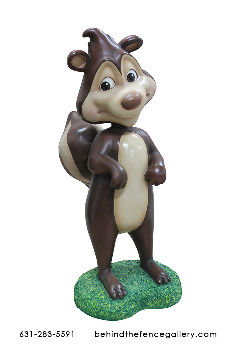 Father Skunk Statue Father Skunk Statue