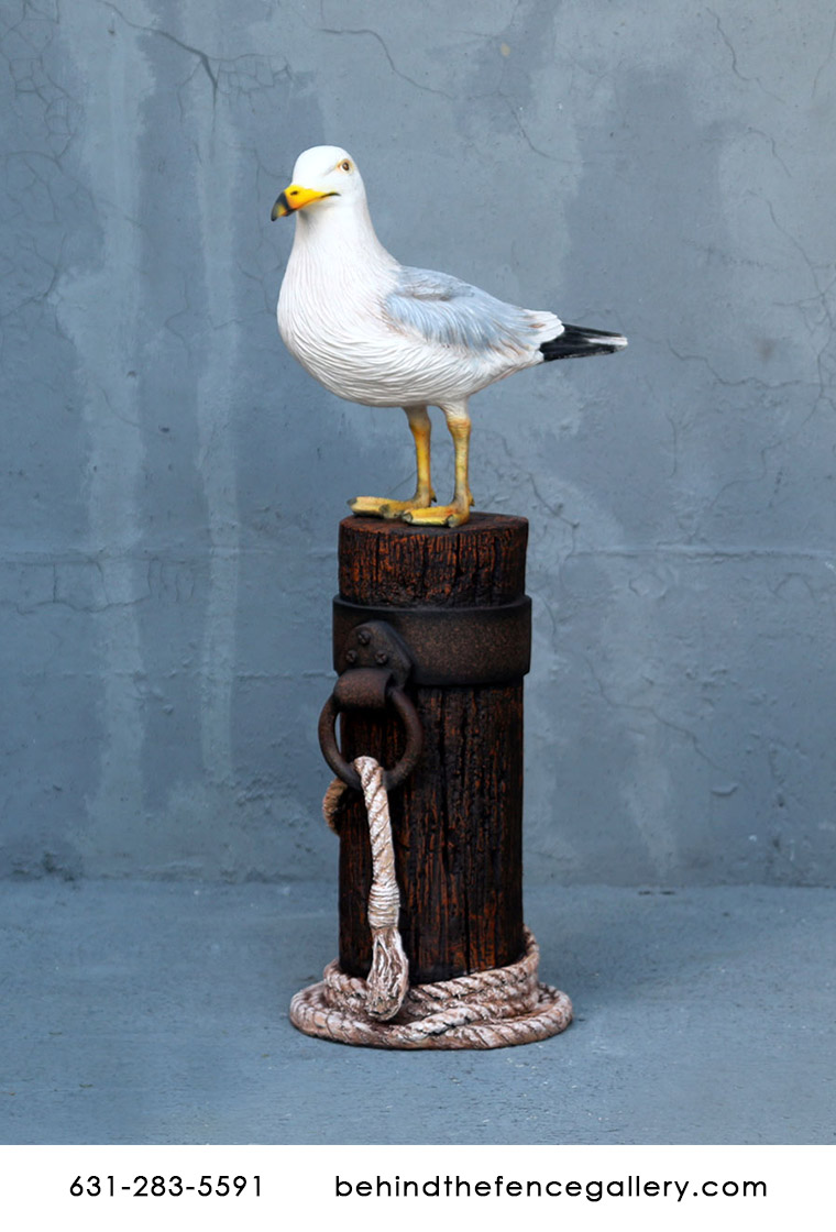 Seagull on Mooring Pole Statue Seagull on Mooring Pole Statue