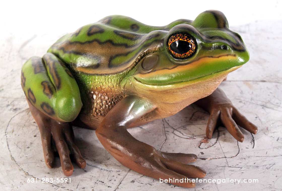 Bell Frog Statue Green and Golden Reptile Replica Bell Frog Statue Green and Golden Reptile Replica