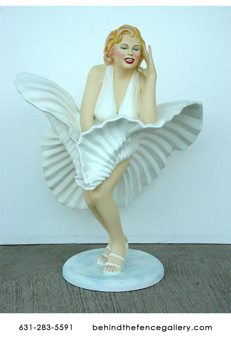 Marilyn Monroe with Dress Blowing - 2.5 ft. Marilyn Monroe with Dress Blowing - 2.5 ft.
