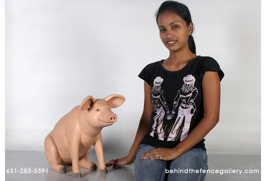 Small Sitting Pink Pig Statue Small Sitting Pink Pig Statue